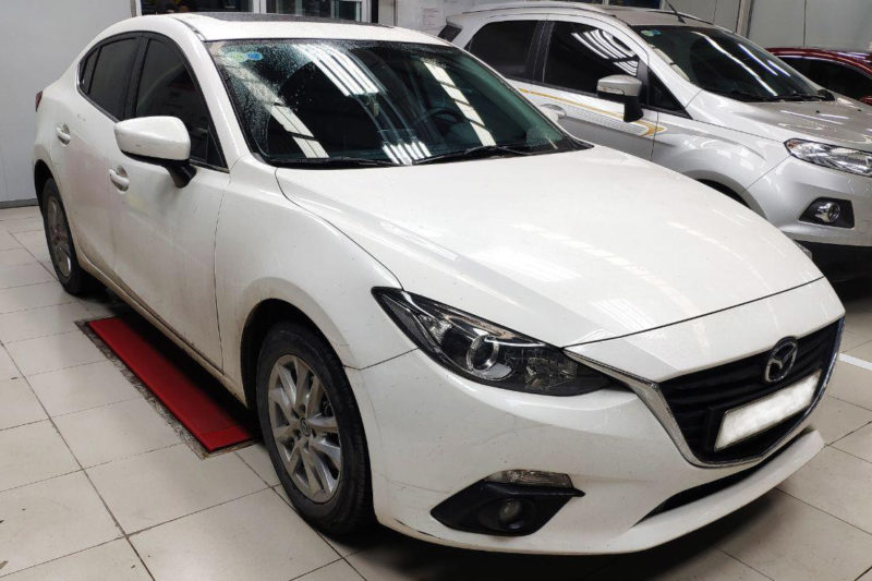 Mazda 3 1.5AT 2015 - 1