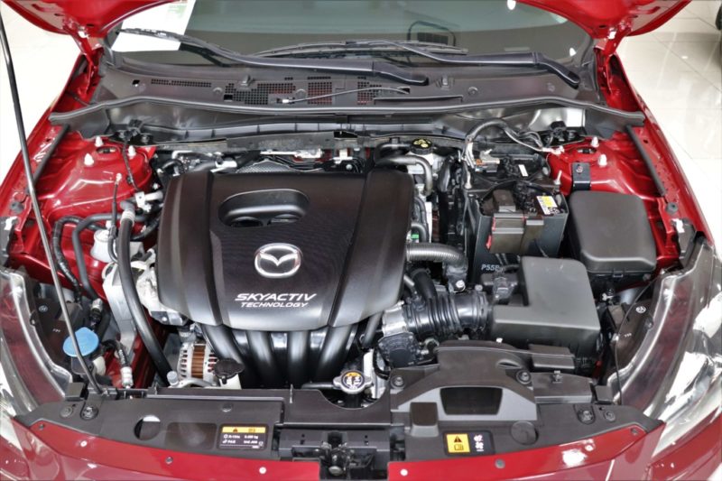 Mazda 2 Sedan 1.5AT 2018 - 21