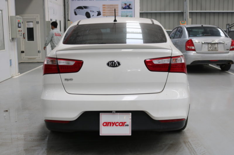 Kia Rio 1.4AT 2015 - 6