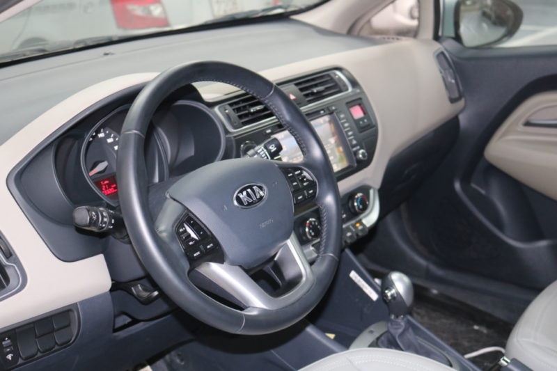 Kia Rio 1.4AT 2015 - 9