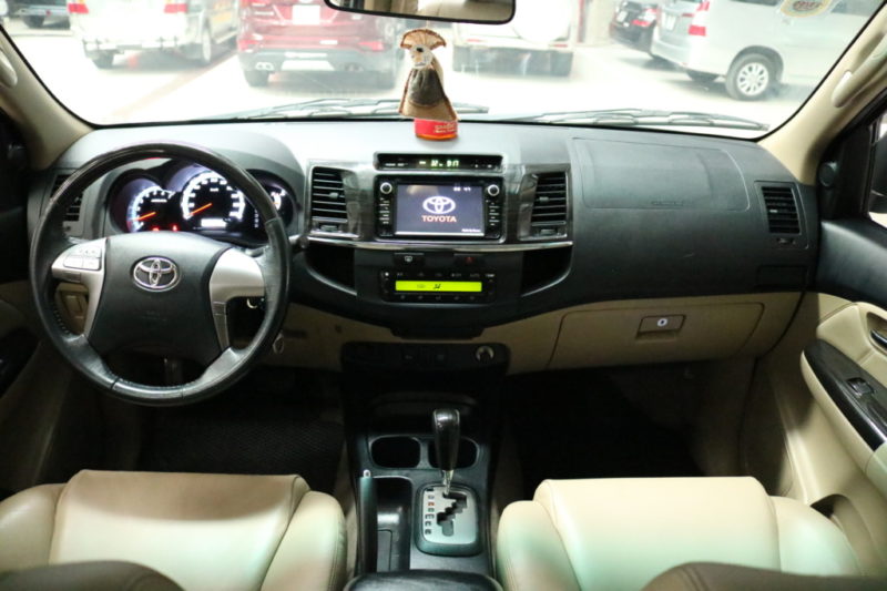 Toyota Fortuner 2.7AT 2014 - 18