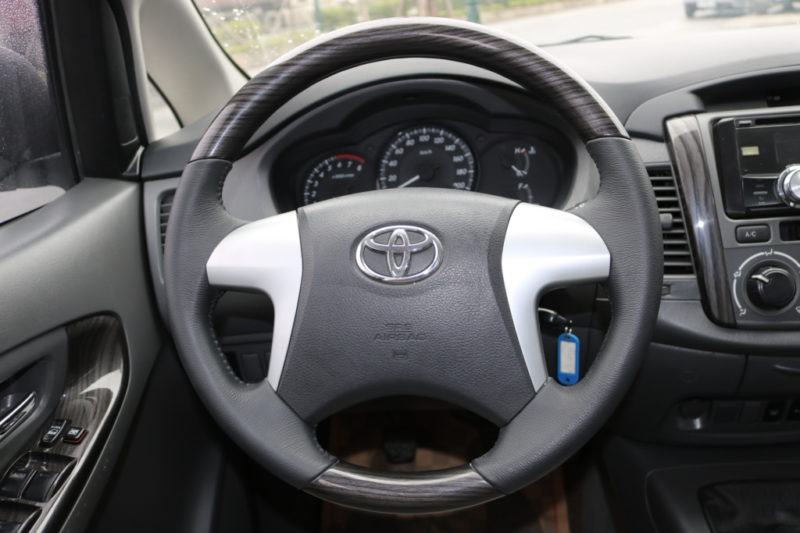 Toyota Innova 2.0MT 2013 - 14