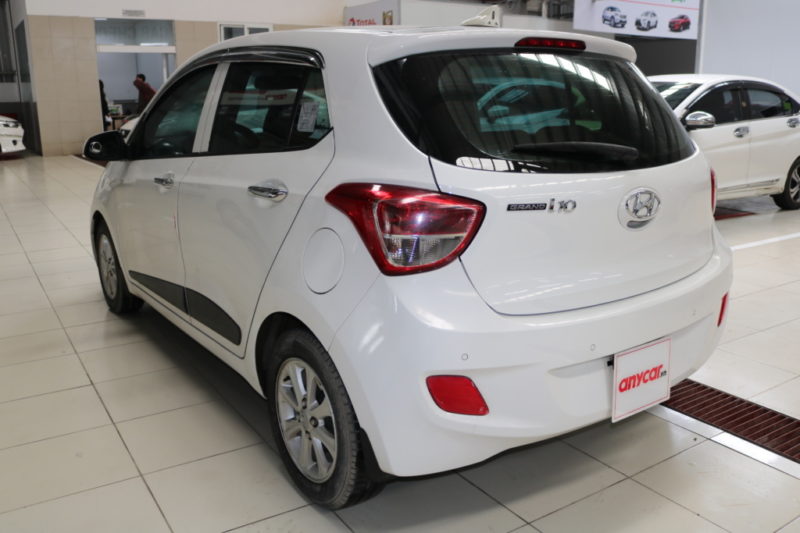 Hyundai i10 Hatchback 1.2MT 2016 - 5