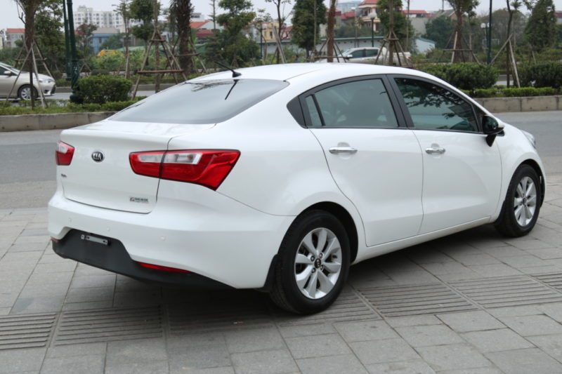 Kia Rio 1.4AT 2015 - 7