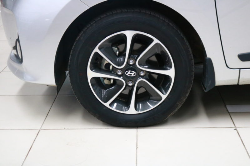 Hyundai i10 1.2MT 2017 - 9