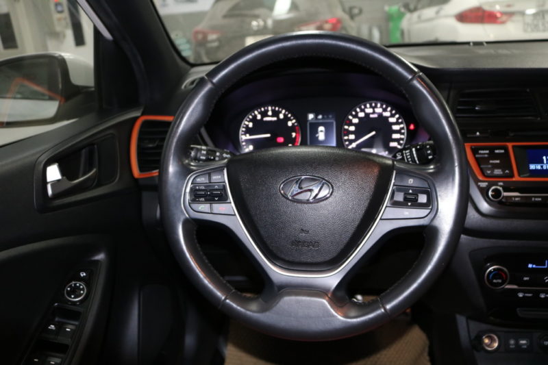 Hyundai i20 Active 1.4AT 2015 - 12