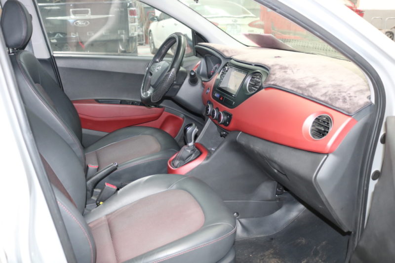 Hyundai i10 Hatchback 1.2AT 2016 - 10