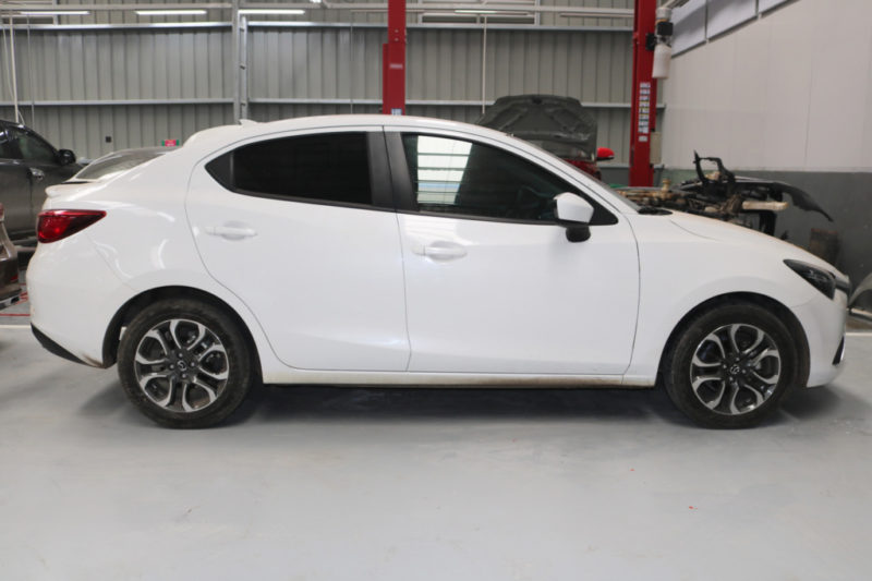 Mazda 2 1.5AT 2018 - 6