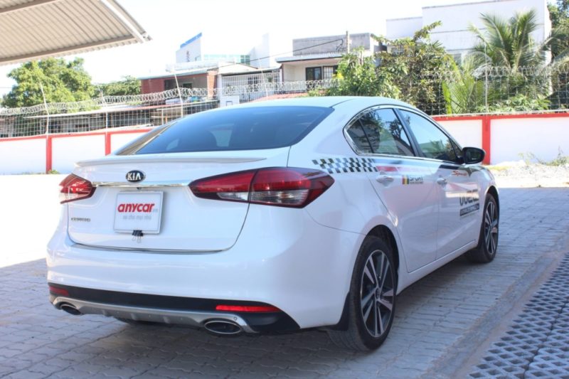 Kia Cerato 1.6MT 2018 - 6