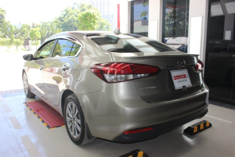 Kia Cerato 1.6MT 2017 - 5