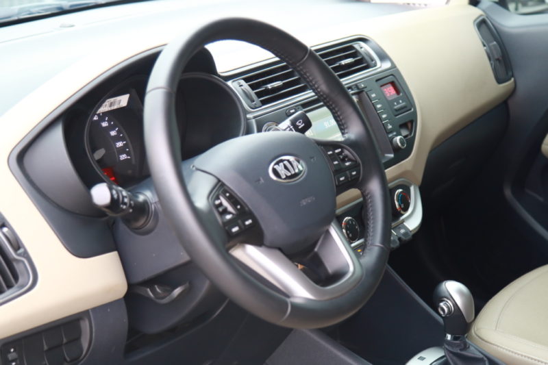 Kia Rio 1.4AT 2016 - 13