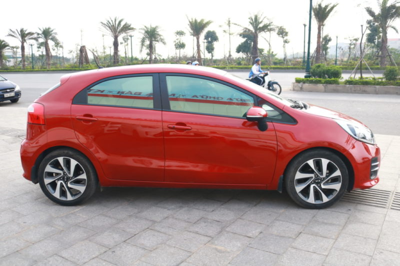 Kia Rio Hatchback 1.4AT 2015 - 8