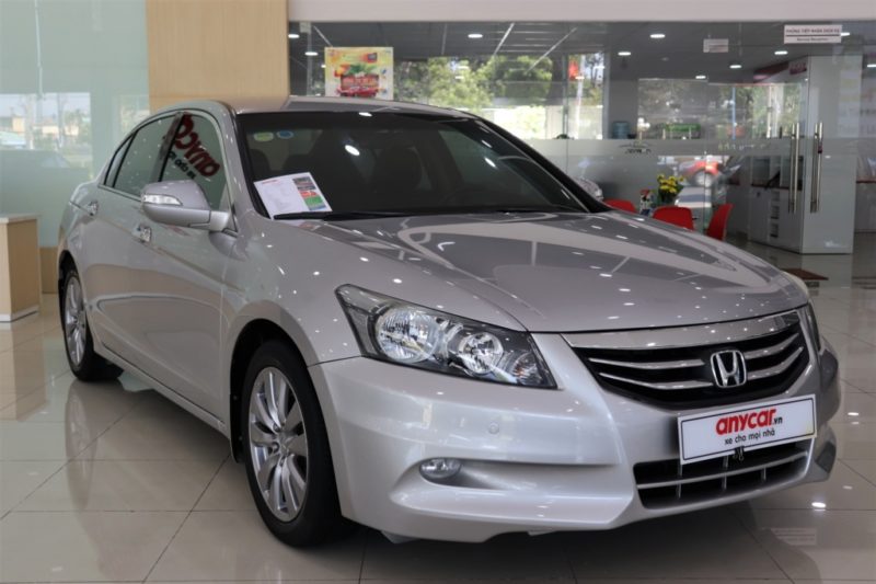 Honda Accord 2011 Khó cho dân ngoại đạo