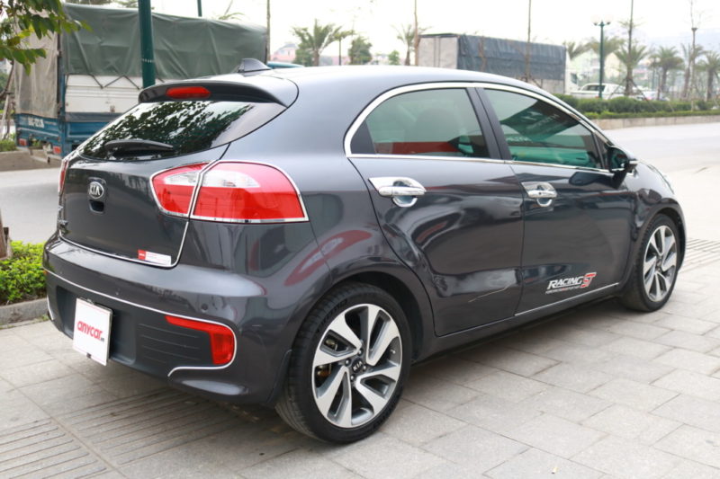 Kia Rio Hatchback 1.4AT 2015 - 7