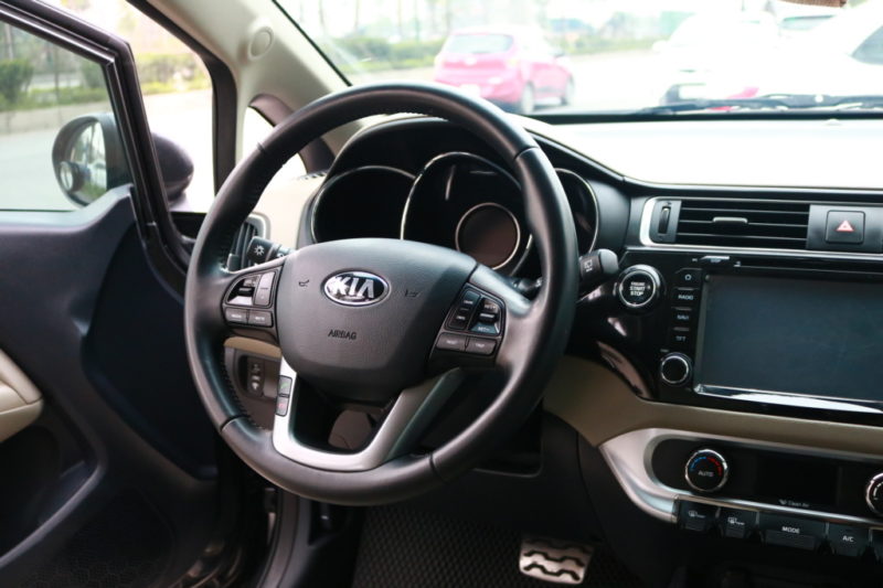 Kia Rio Hatchback 1.4AT 2015 - 12