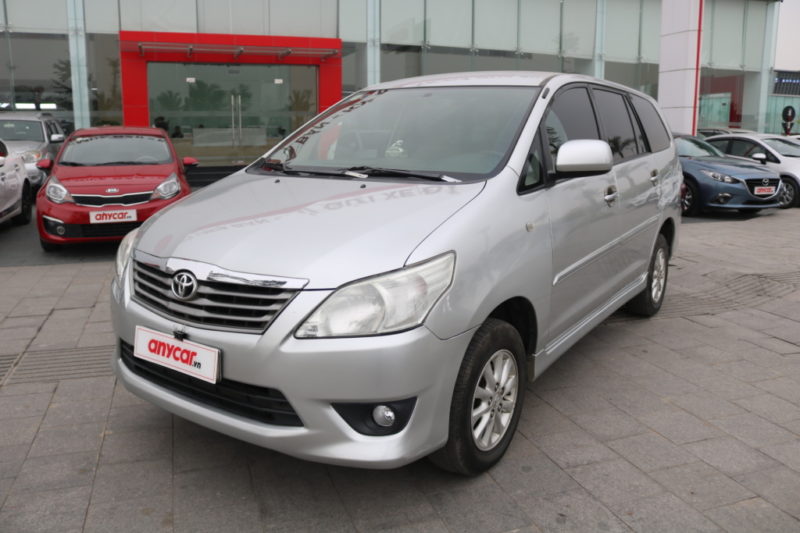 Toyota Innova E 2.0MT 2014 - 3