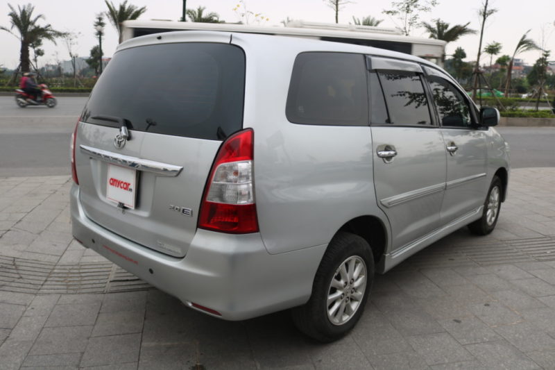 Toyota Innova E 2.0MT 2014 - 7