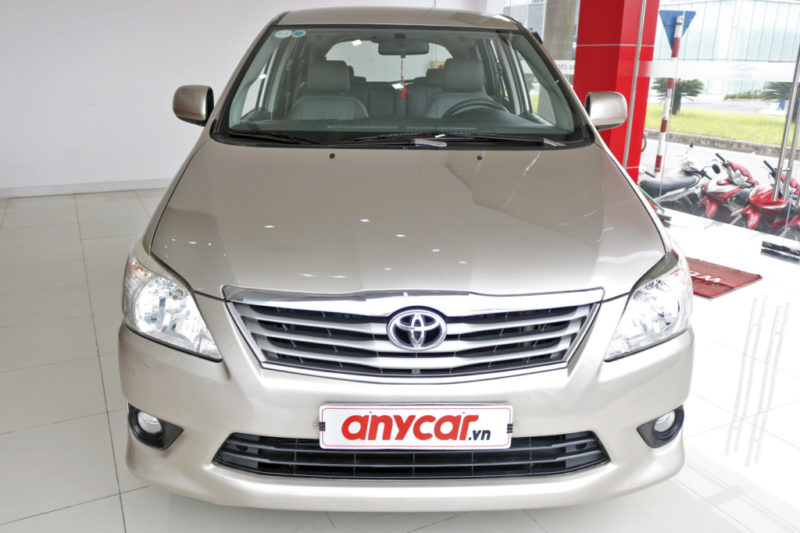 Toyota Innova E 2.0MT 2013 - 2