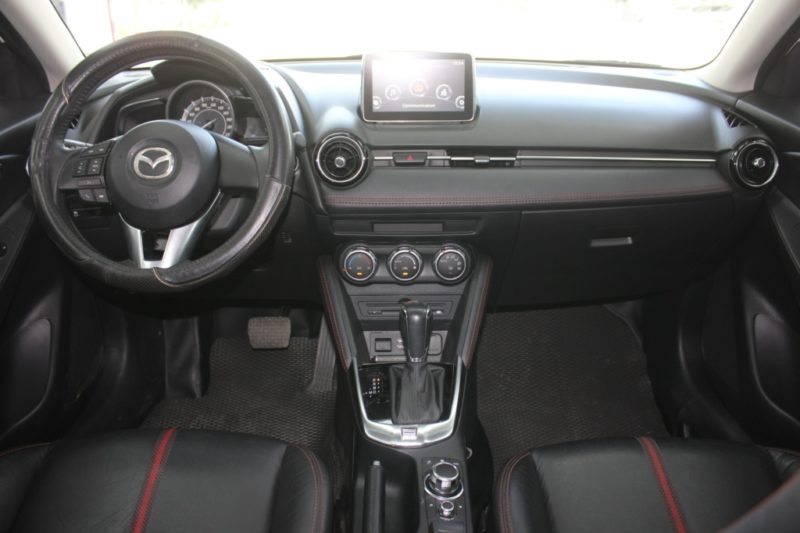 Mazda 2 Sedan 1.5AT 2016 - 18