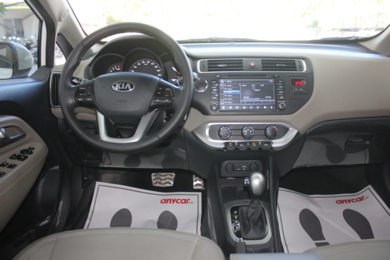 Kia Rio 1.4AT 2015 - 10