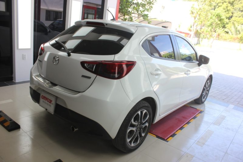 Mazda 2 Hatchback 1.5AT 2017 - 6