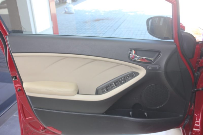 Kia Cerato Premium 1.6AT 2018 - 6