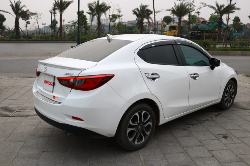 Mazda 2 Sedan 1.5AT 2018 - 7