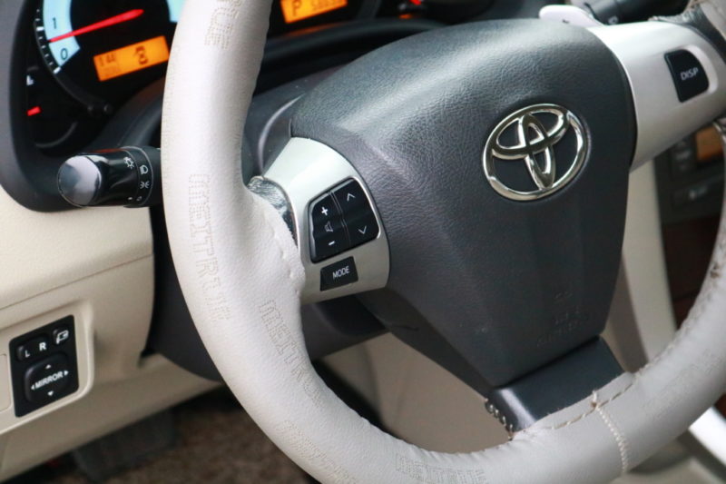 Toyota Corolla Altis V 2.0AT 2012 - 18