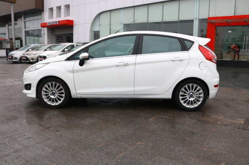 Ford Fiesta 1.0AT 2014 - 5