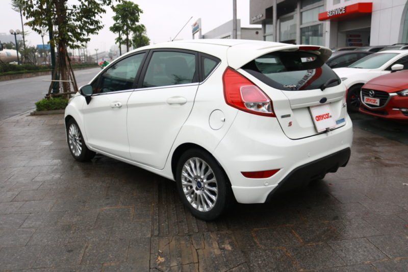 Ford Fiesta 1.0AT 2014 - 6