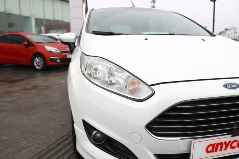 Ford Fiesta 1.0AT 2014 - 12