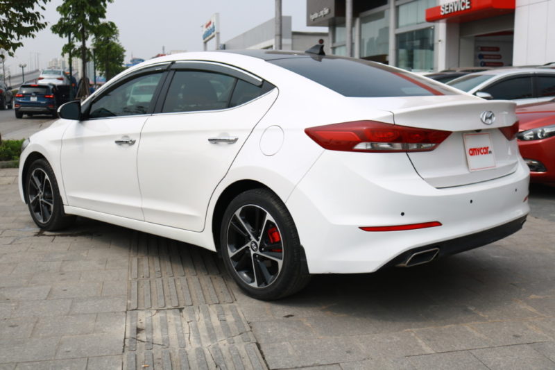 Hyundai Elantra GLS 2.0AT 2016 - 5