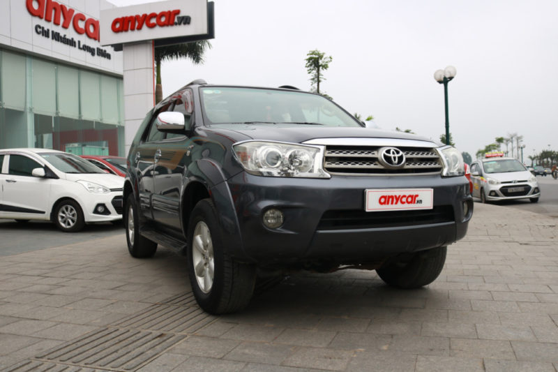 Toyota Fortuner 2.5MT 2011 - 1