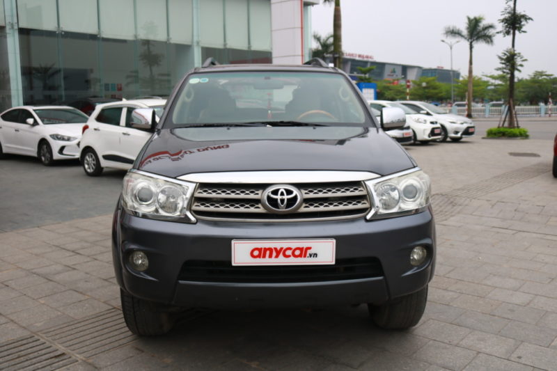 Toyota Fortuner 2.5MT 2011 - 2