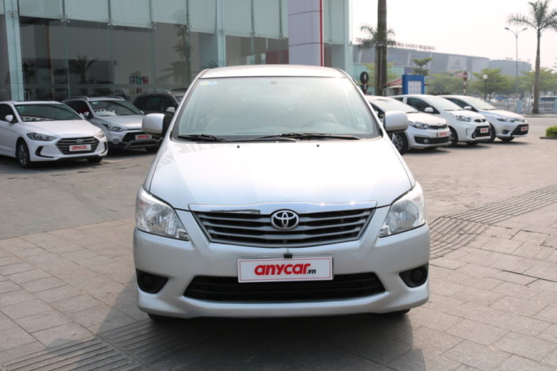 Toyota Innova E 2.0MT 2013 - 2