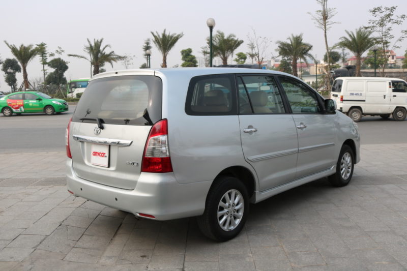 Toyota Innova E 2.0MT 2013 - 7