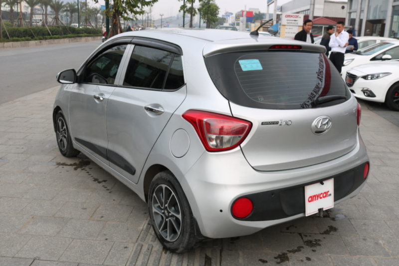 Hyundai i10 Hatchback 1.2AT 2017 - 5