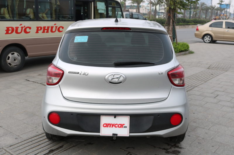 Hyundai i10 Hatchback 1.2AT 2017 - 6