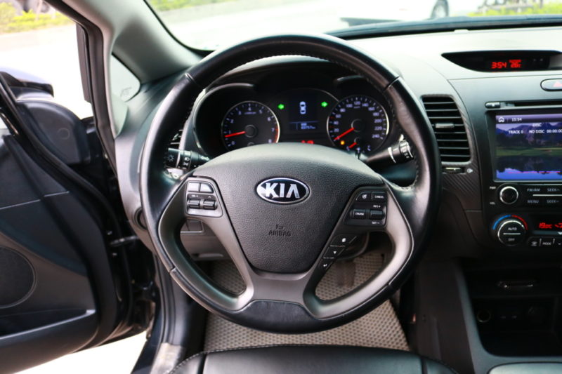 Kia K3 1.6MT 2015 - 16