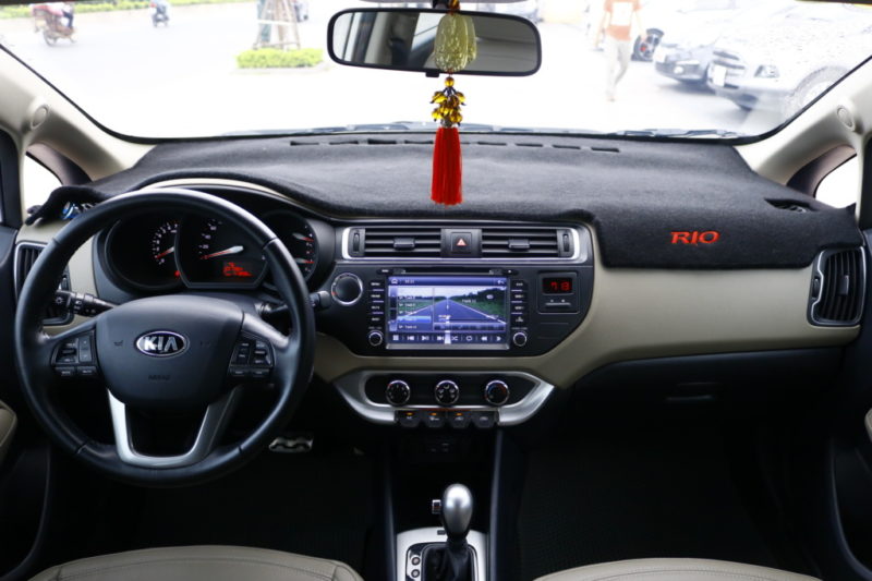 Kia Rio 1.4AT 2016 - 12