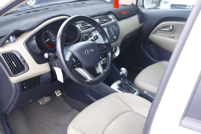 Kia Rio 1.4AT 2016 - 14