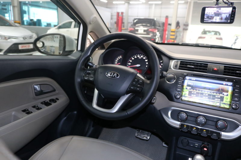 Kia Rio 1.4AT 2016 - 13