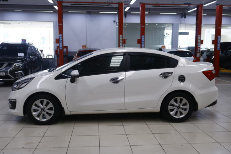 Kia Rio 1.4AT 2016 - 4