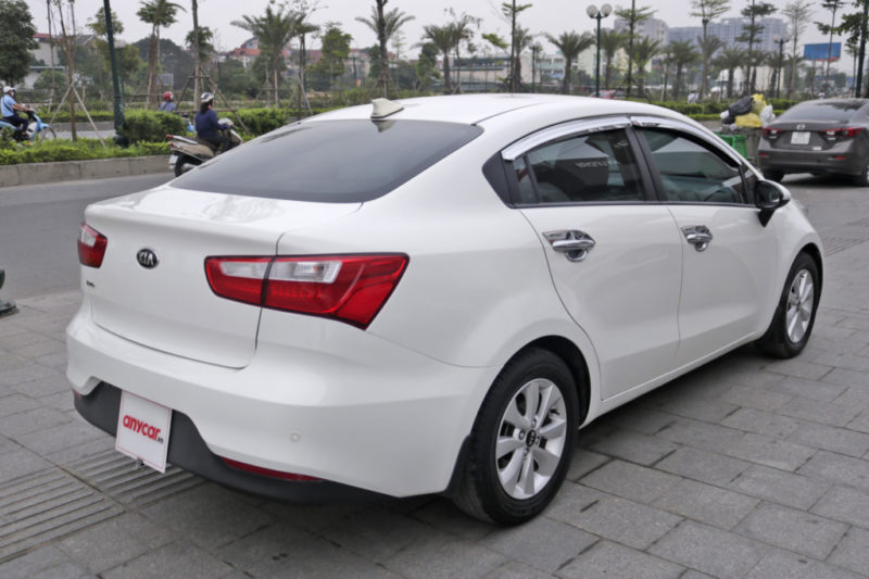 Kia Rio 1.4AT 2015 - 7