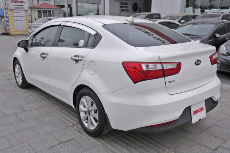 Kia Rio 1.4AT 2015 - 5