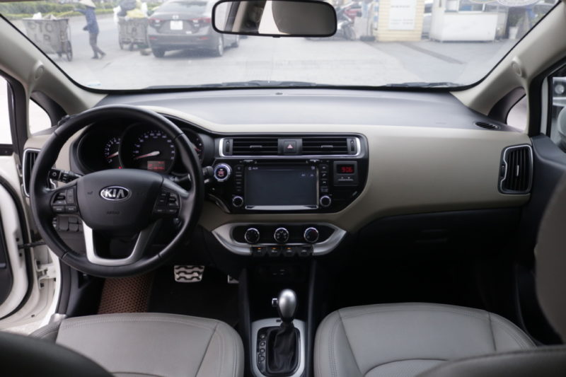 Kia Rio 1.4AT 2015 - 13