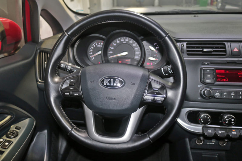 Kia Rio 1.4AT 2014 - 15