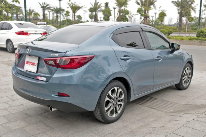 Mazda 2 Sedan 1.5AT 2016 - 6