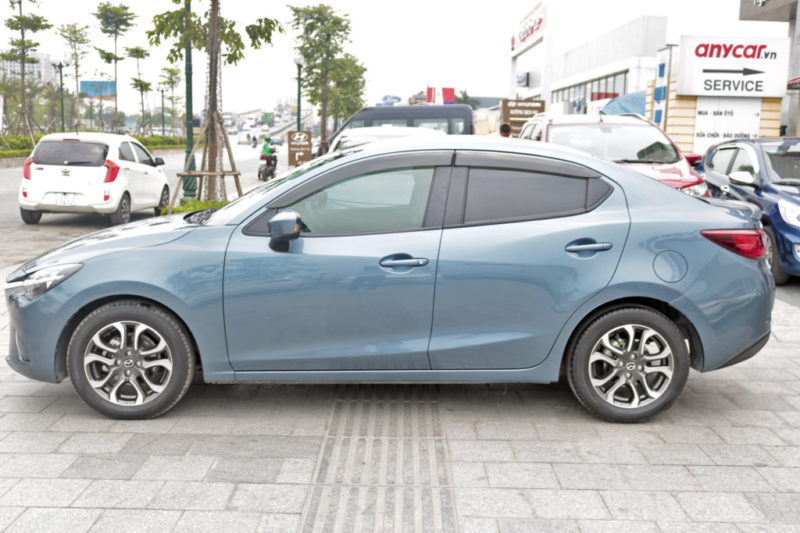 Mazda 2 Sedan 1.5AT 2016 - 4