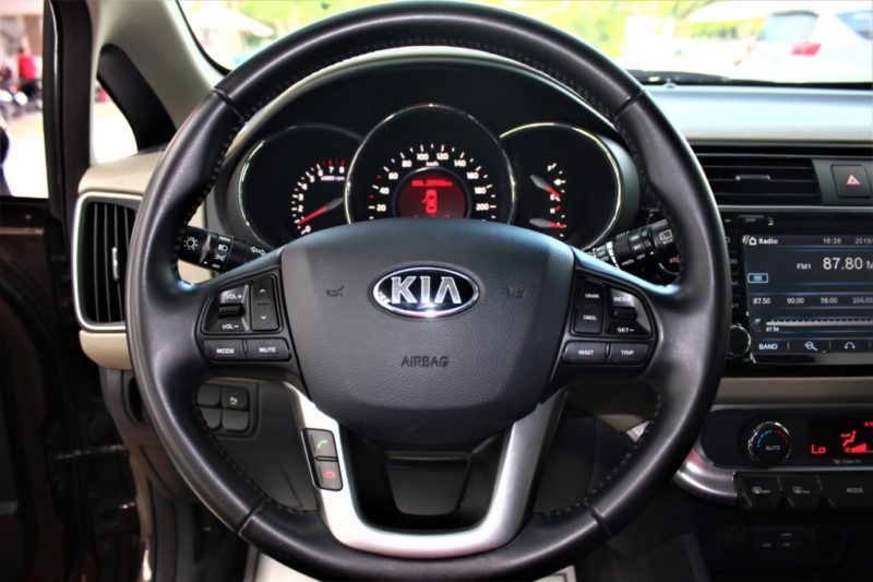 Kia Rio Hatchback 1.4AT 2015 - 13